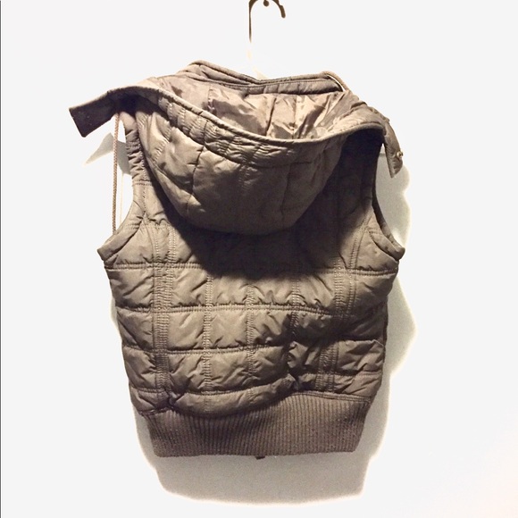 Olive Green/Brown Hooded Puffer Vest - Picture 6 of 8